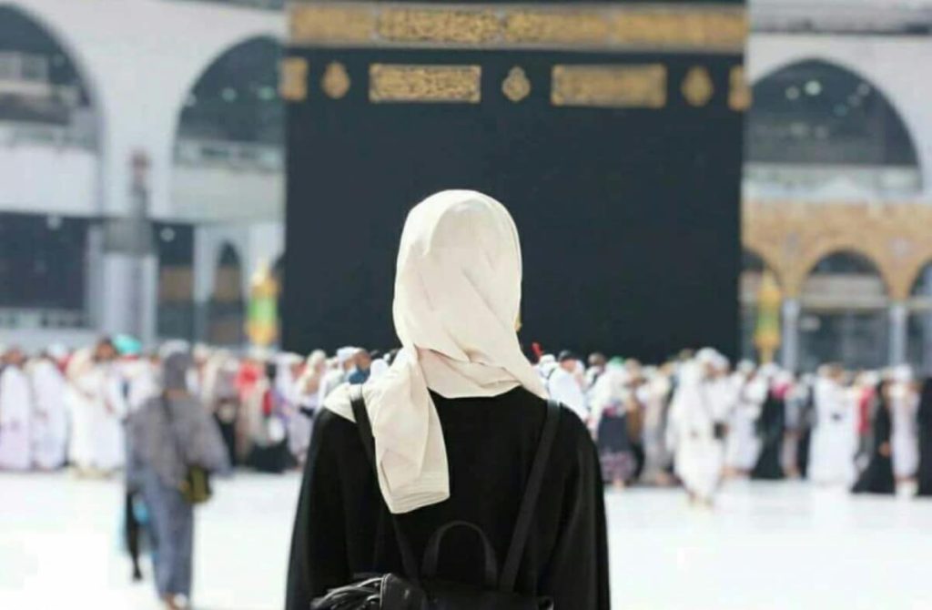 Modest Outfit Ideas for Umrah: The Complete Guide for Women